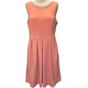 NWT'S Alya Peach Textured Sleeveless Midi Dress